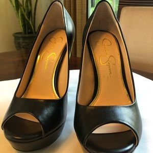 Jessica Simpson heels